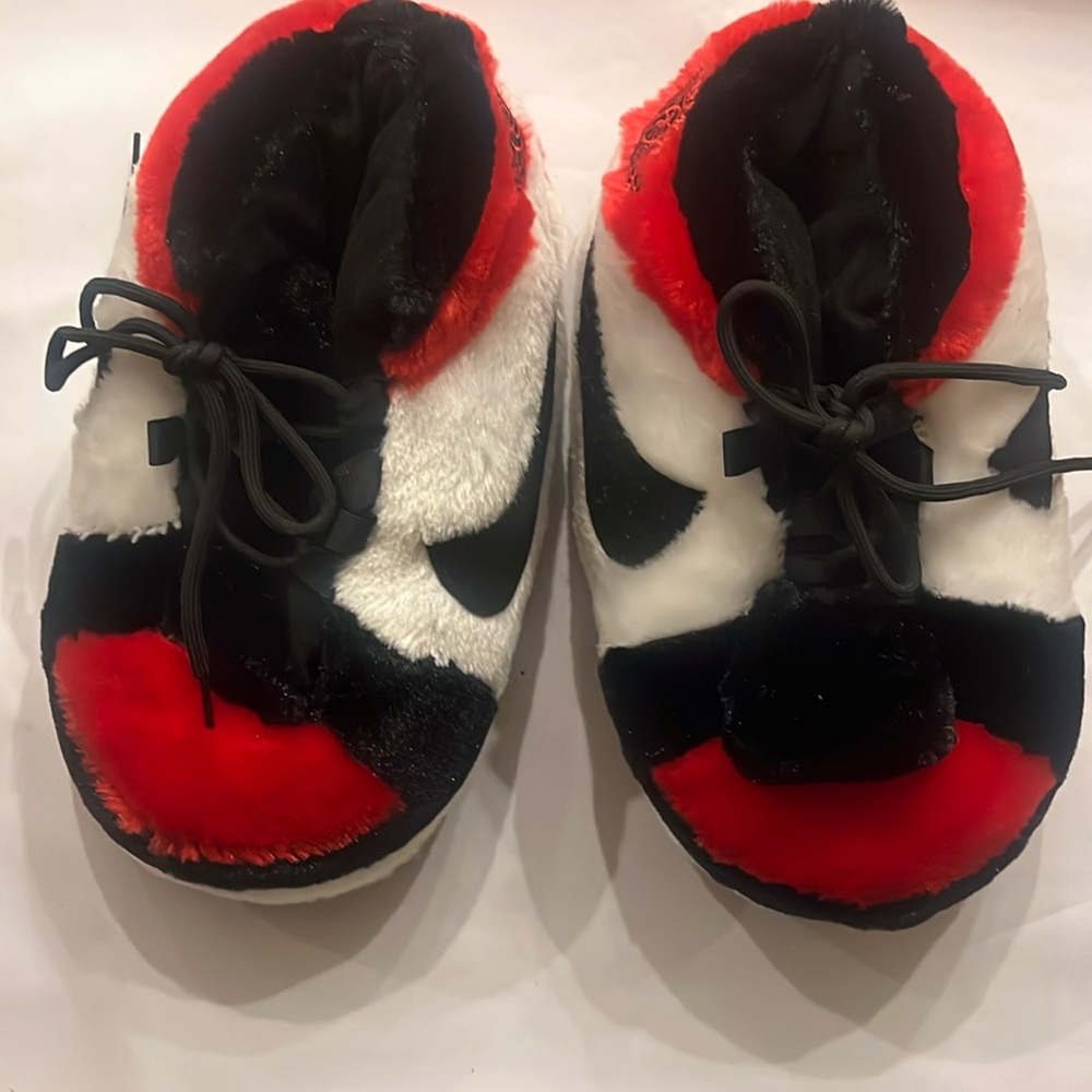 Air Jordan Blow Up Shoes, One Size, Unused